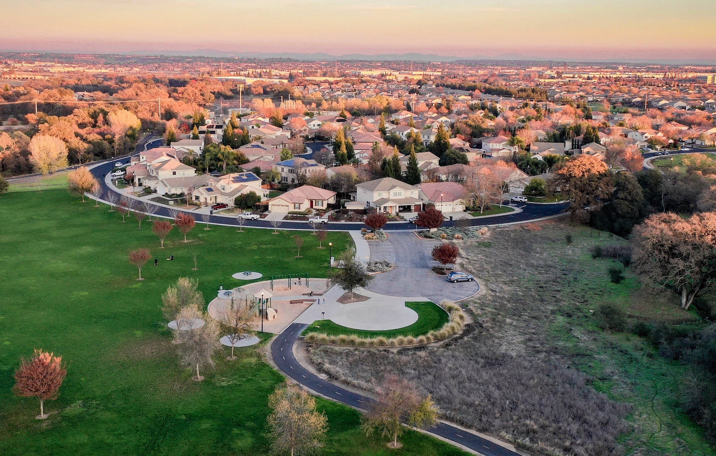 roseville-fb5e7038669a8d1c94a7212695dc68